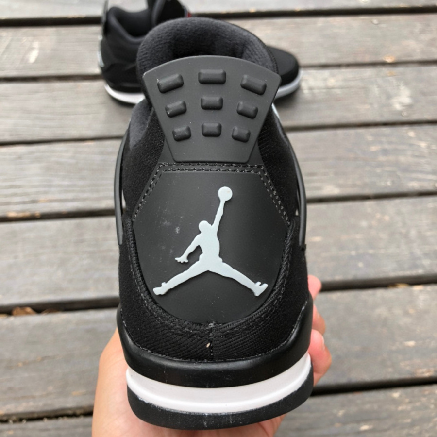 Air Jordan 4 Retro "Black Canvas" Sneakers      DH7138-006 - 