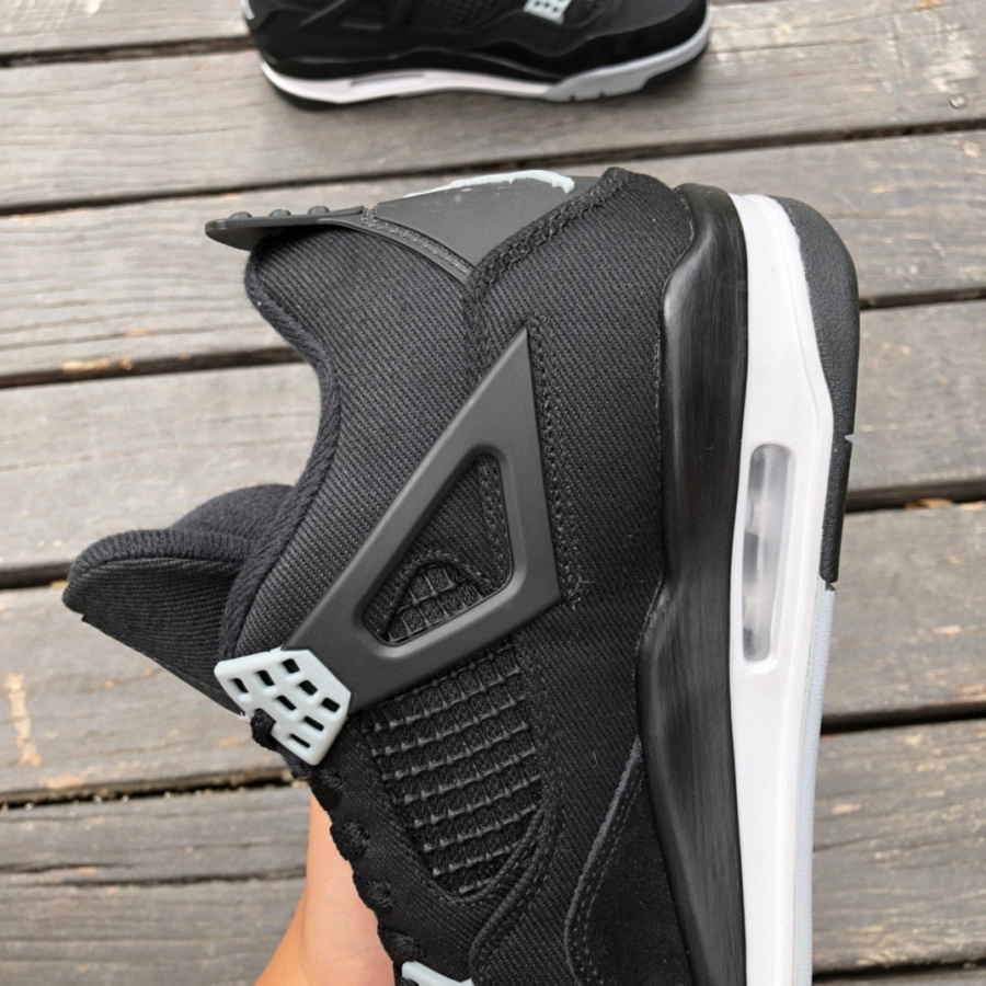 Air Jordan 4 Retro "Black Canvas" Sneakers      DH7138-006 - 