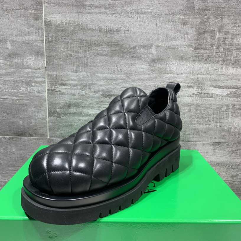 Bottega Veneta Men's Black Quilted Slip On Shoes - PerfectKickZ