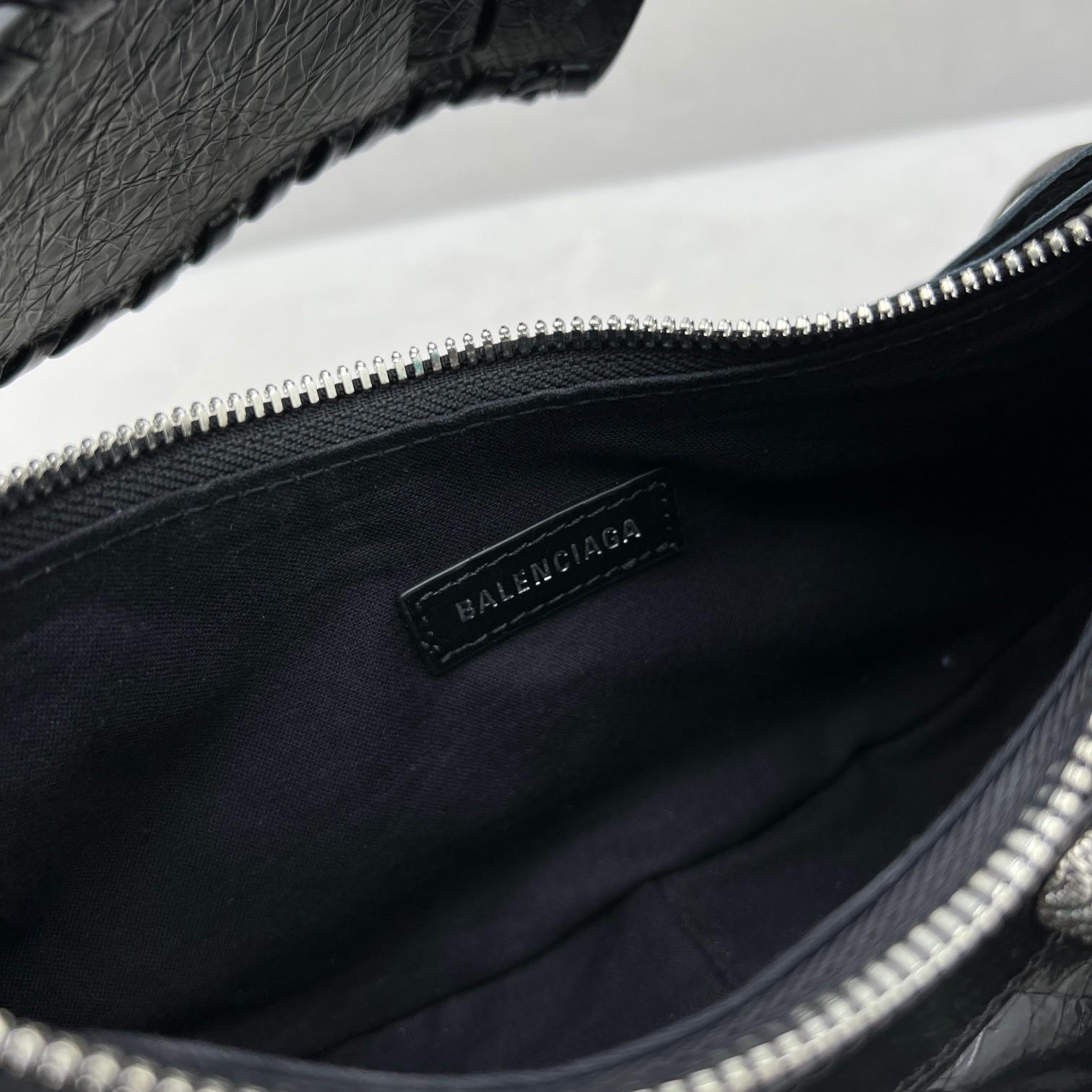 Balenciaga Women's Le Cagole Shoulder Bag(26-16-9.9cm) - PerfectKickZ