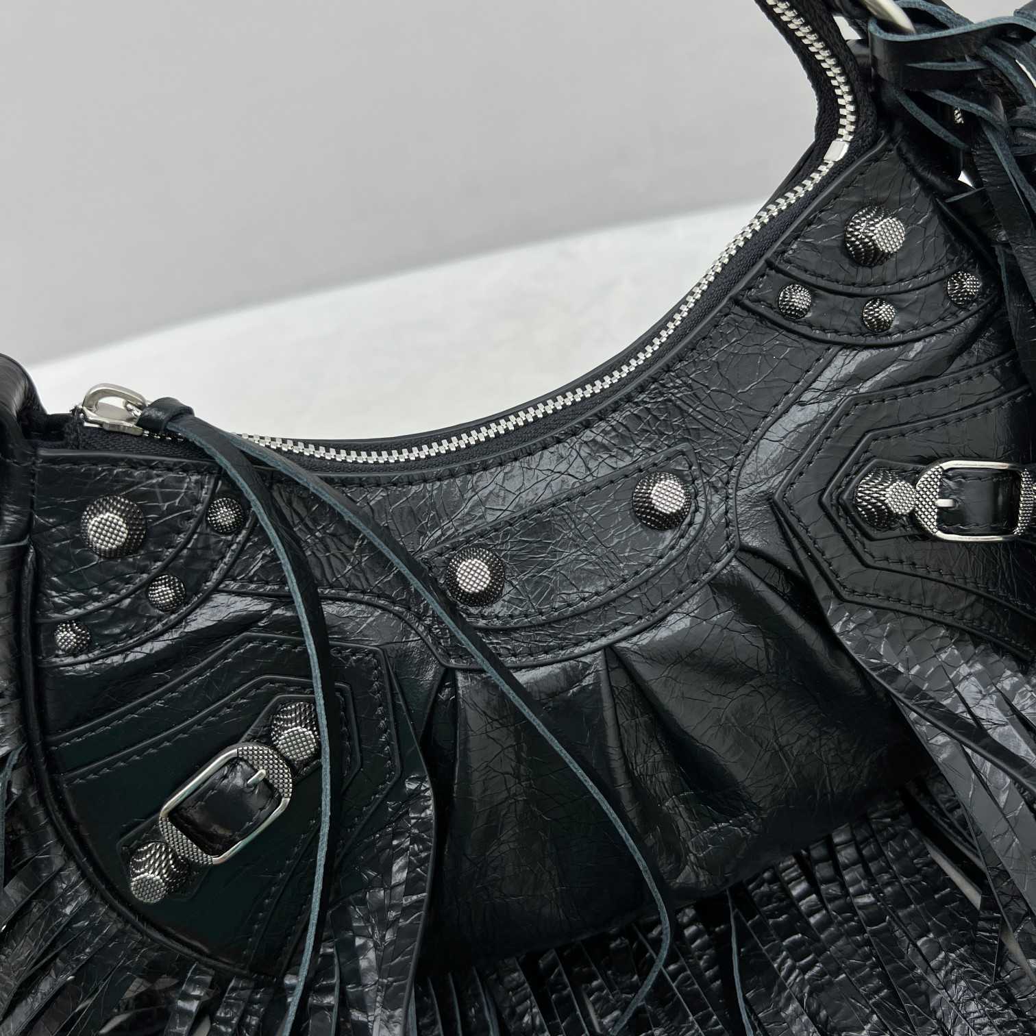 Balenciaga Women's Le Cagole Shoulder Bag(26-16-9.9cm) - PerfectKickZ