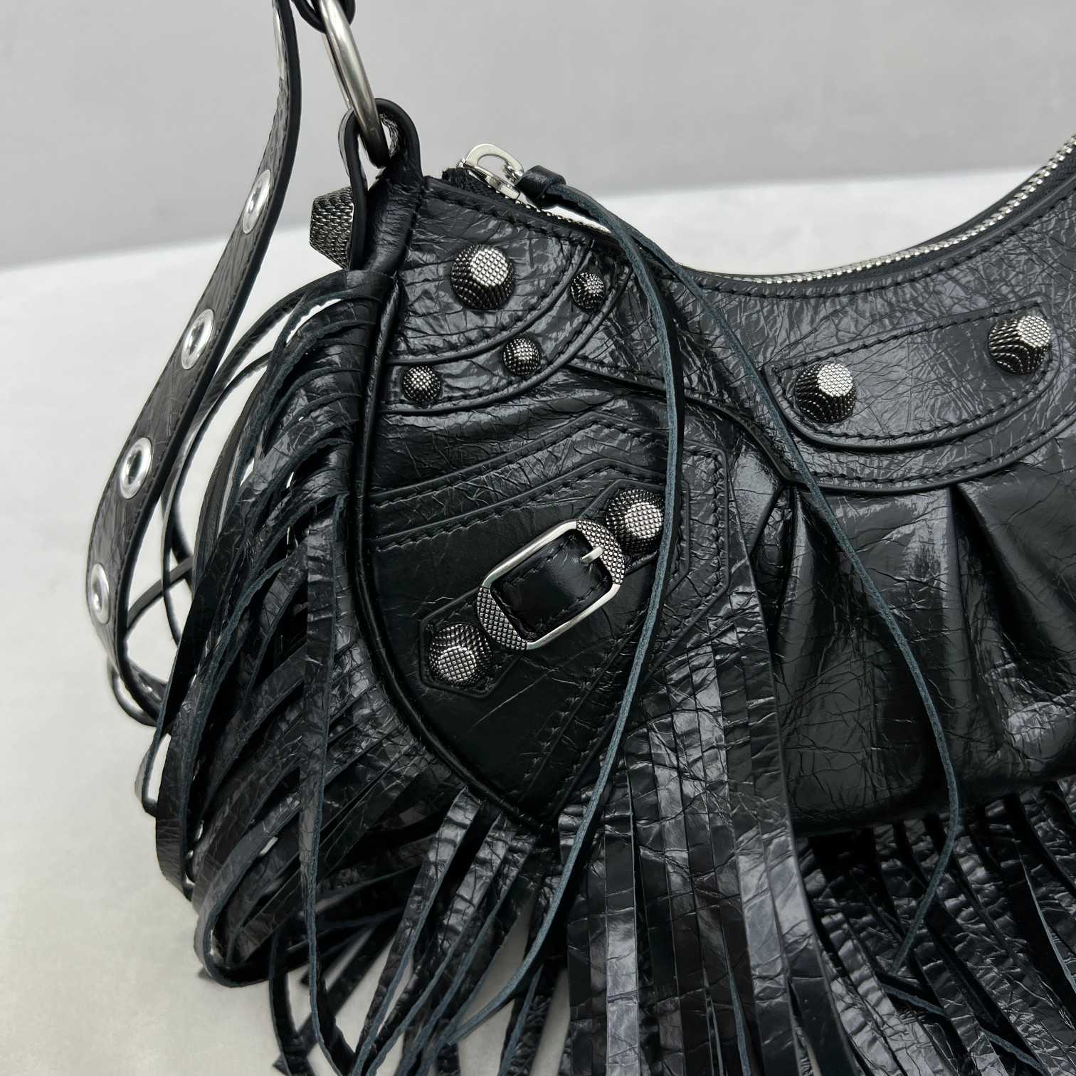 Balenciaga Women's Le Cagole Shoulder Bag(26-16-9.9cm) - PerfectKickZ