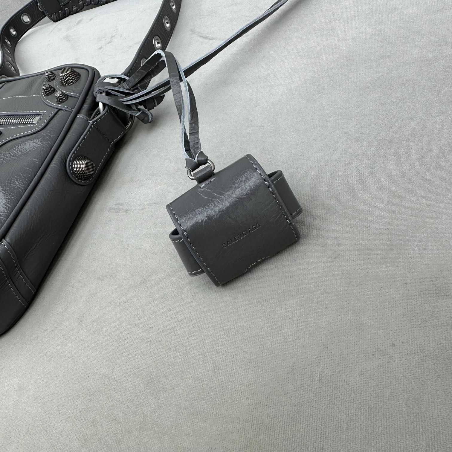 Balenciaga Men's Le Cagole Crossbody Bag(21-17-4.5cm) - PerfectKickZ