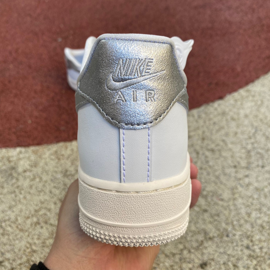 Nike Air Force 1 Low Sneaker      DQ7569-100 - 