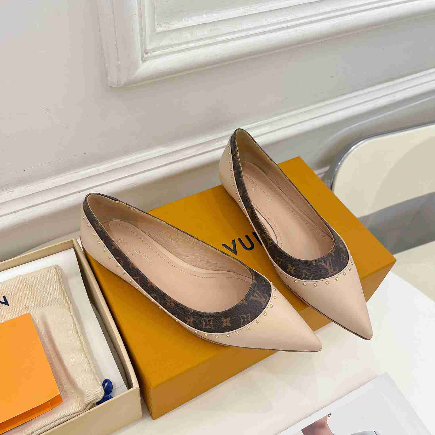 Louis Vuitton Signature Flat Ballerina    - PerfectKickZ