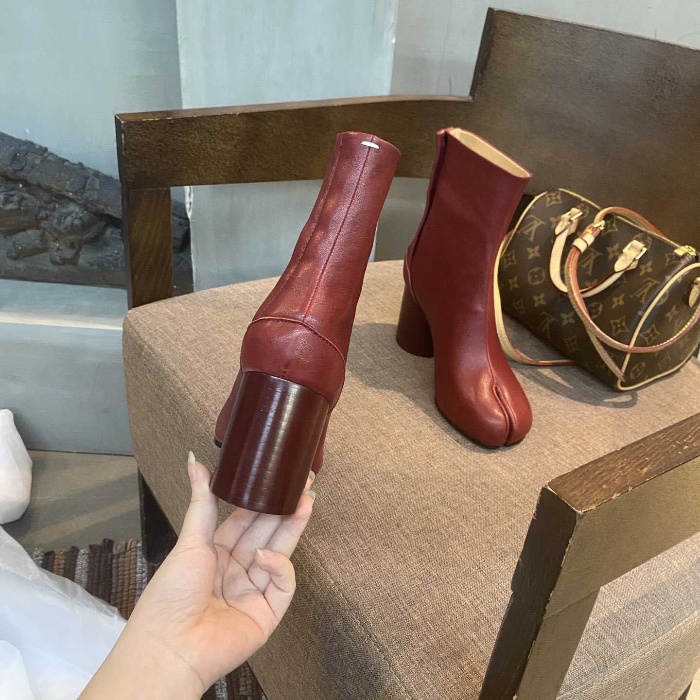 Maison Margiela Tabi Ankle Boots - PerfectKickZ