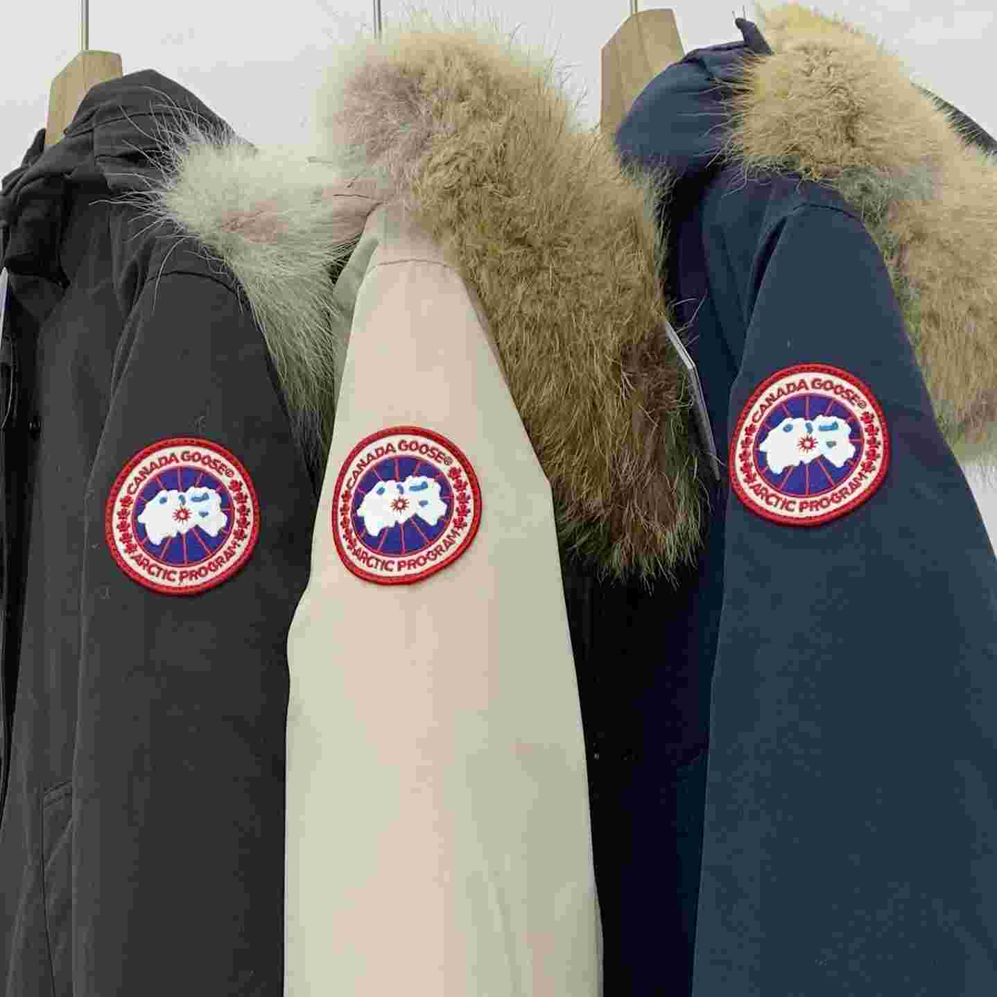 Canada Goose Long Down Jacket - PerfectKickZ