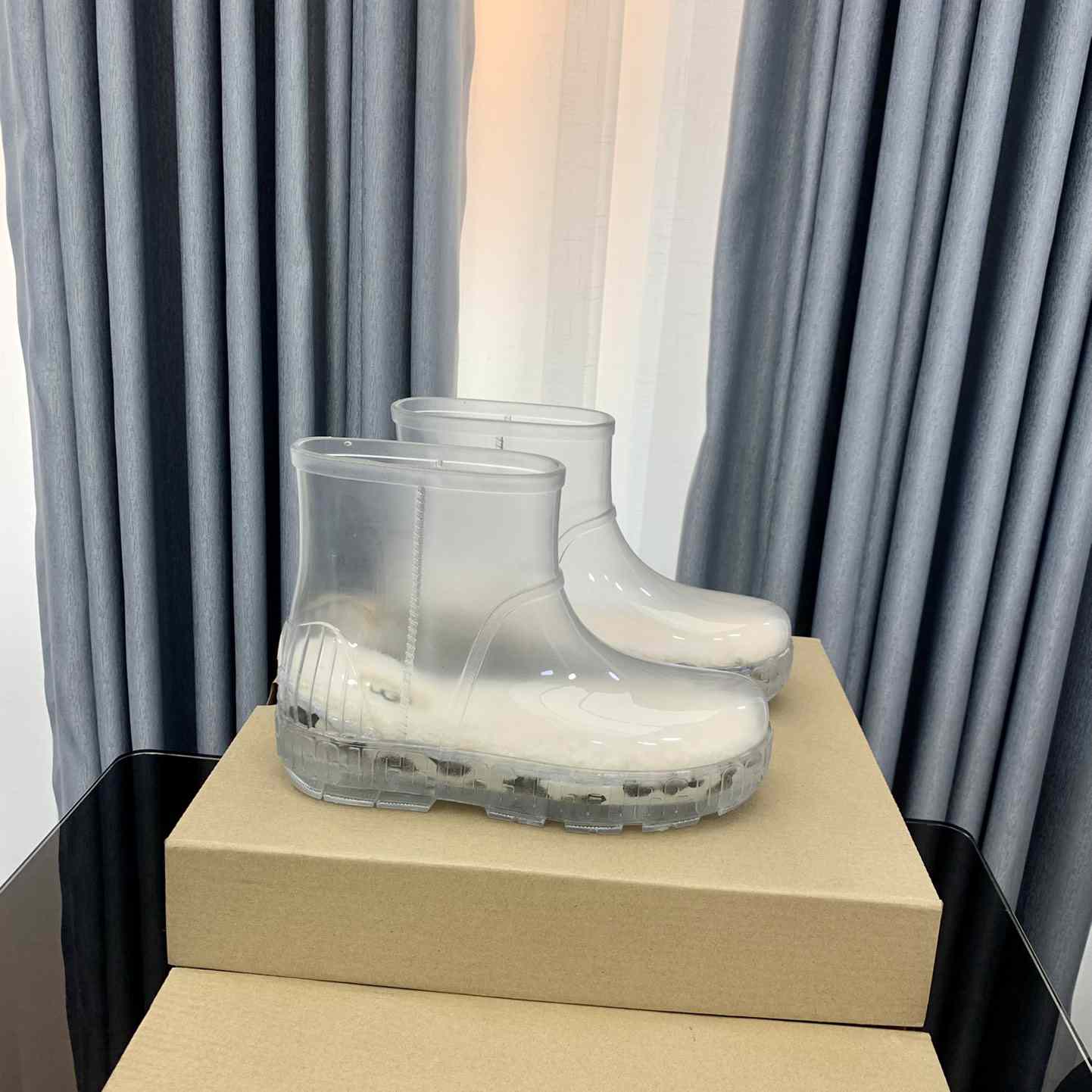 Ugg Drizlita Clear Womens Taffy White Fashion Boots - PerfectKickZ