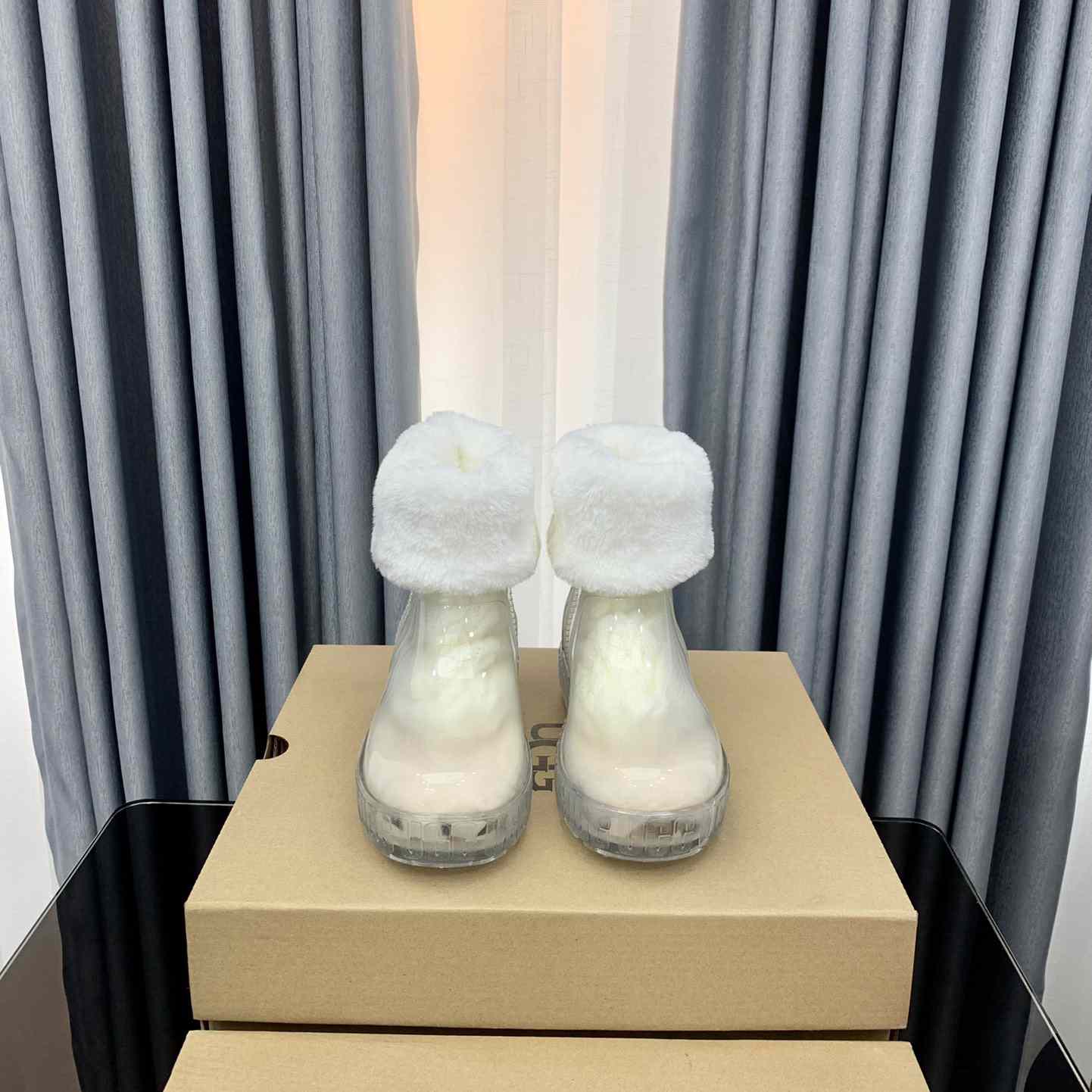Ugg Drizlita Clear Womens Taffy White Fashion Boots - PerfectKickZ