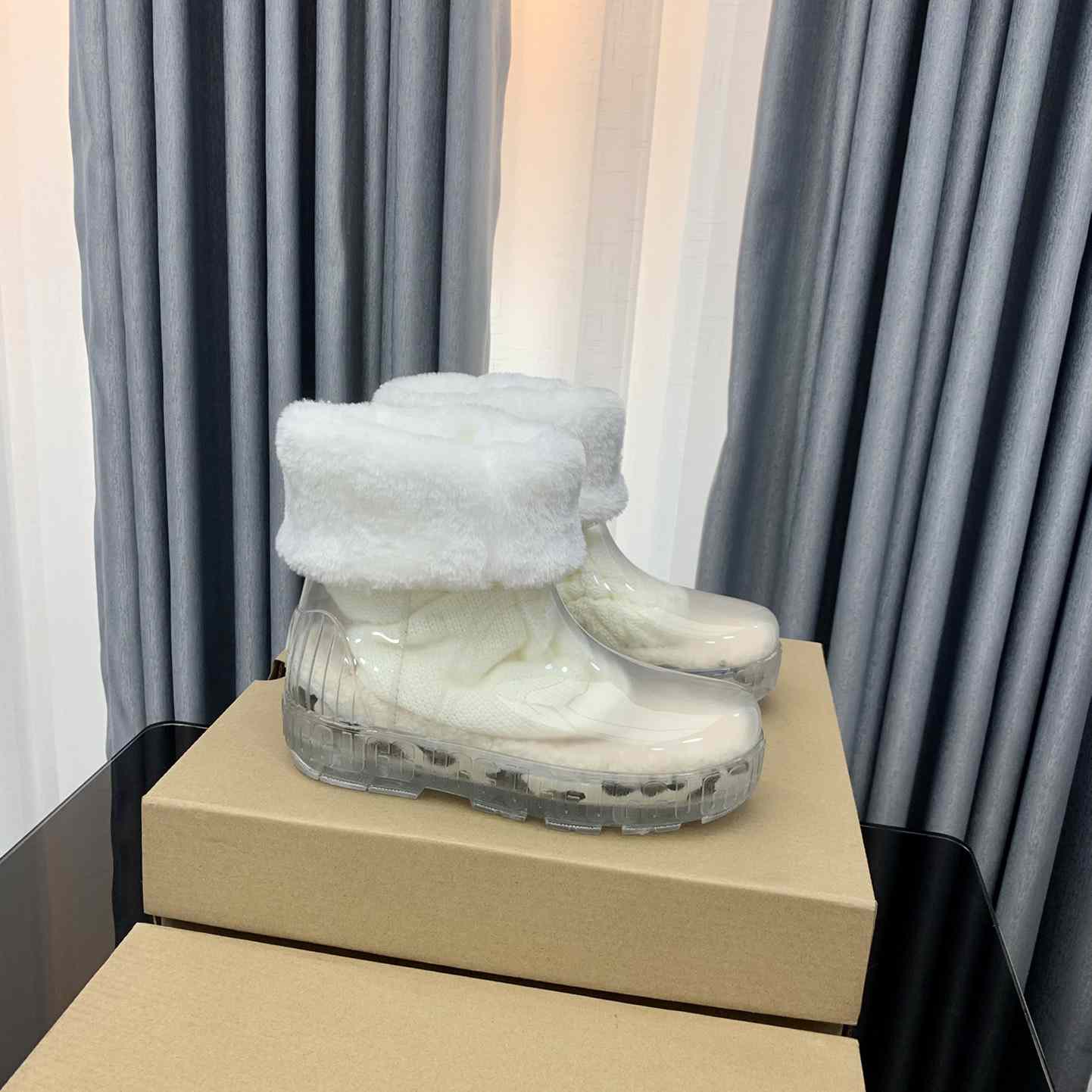 Ugg Drizlita Clear Womens Taffy White Fashion Boots - PerfectKickZ