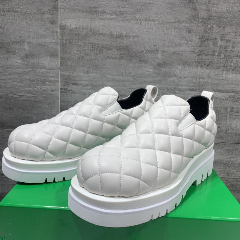 Bottega Veneta Men's White Quilted Slip On Shoes - PerfectKickZ
