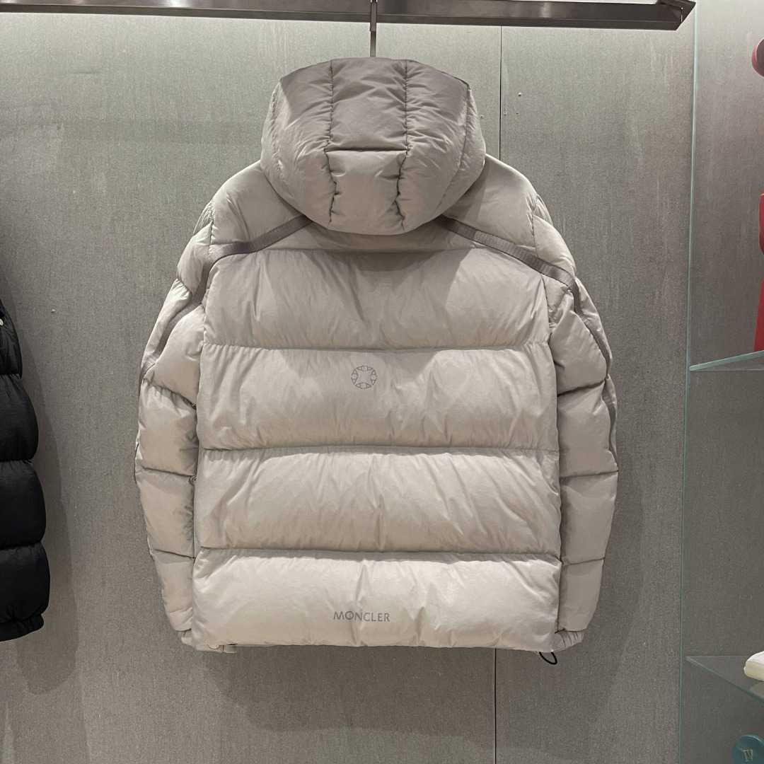 Moncler Short Down Jacket    - PerfectKickZ
