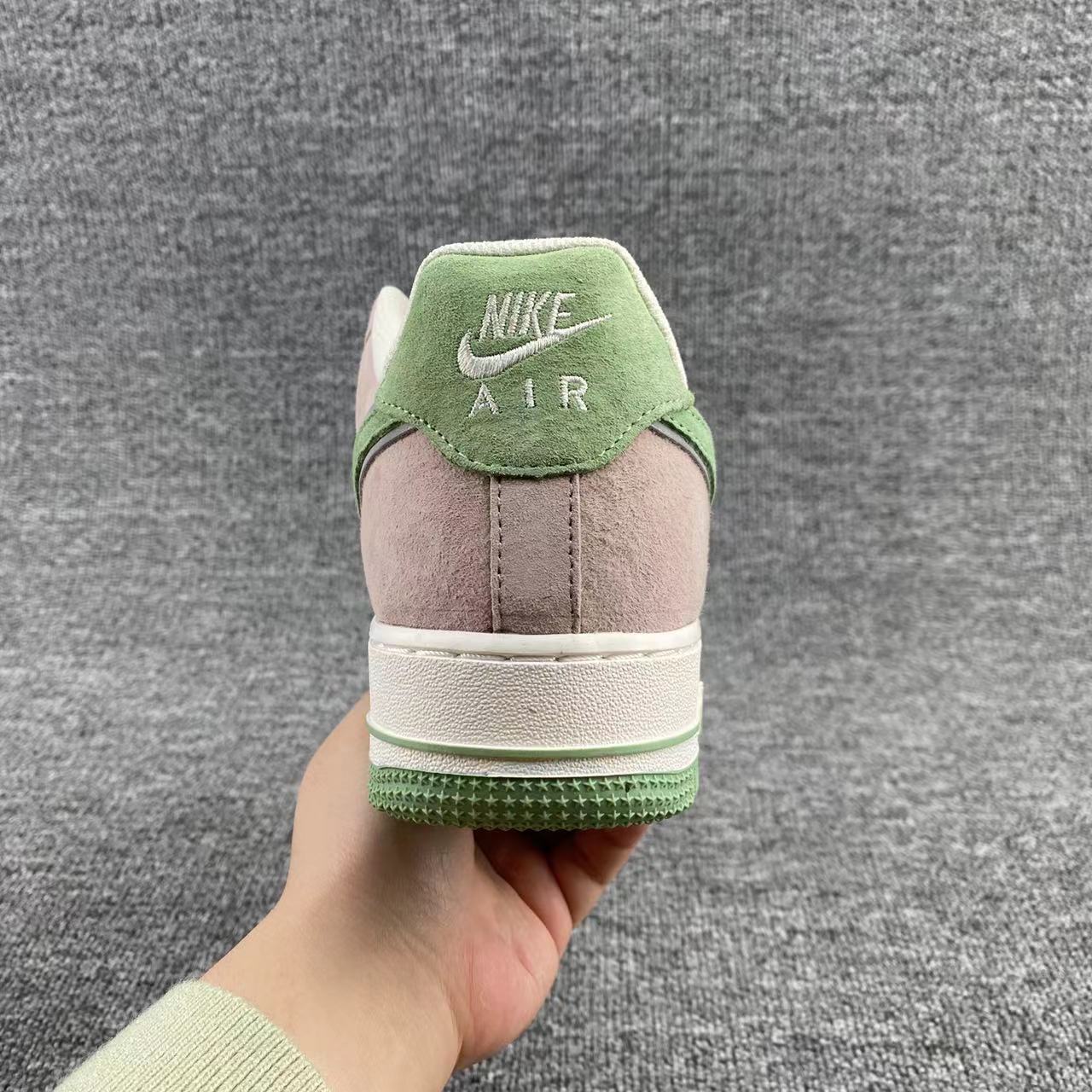 Akira×Nike Air Force 1 Low ’07  Sneaker      DD9969-065 - PerfectKickZ