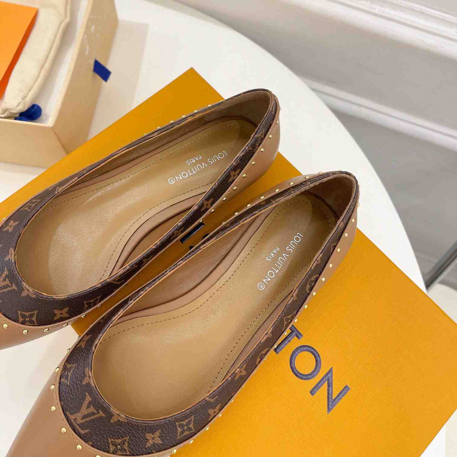 Louis Vuitton Signature Flat Ballerina    - PerfectKickZ
