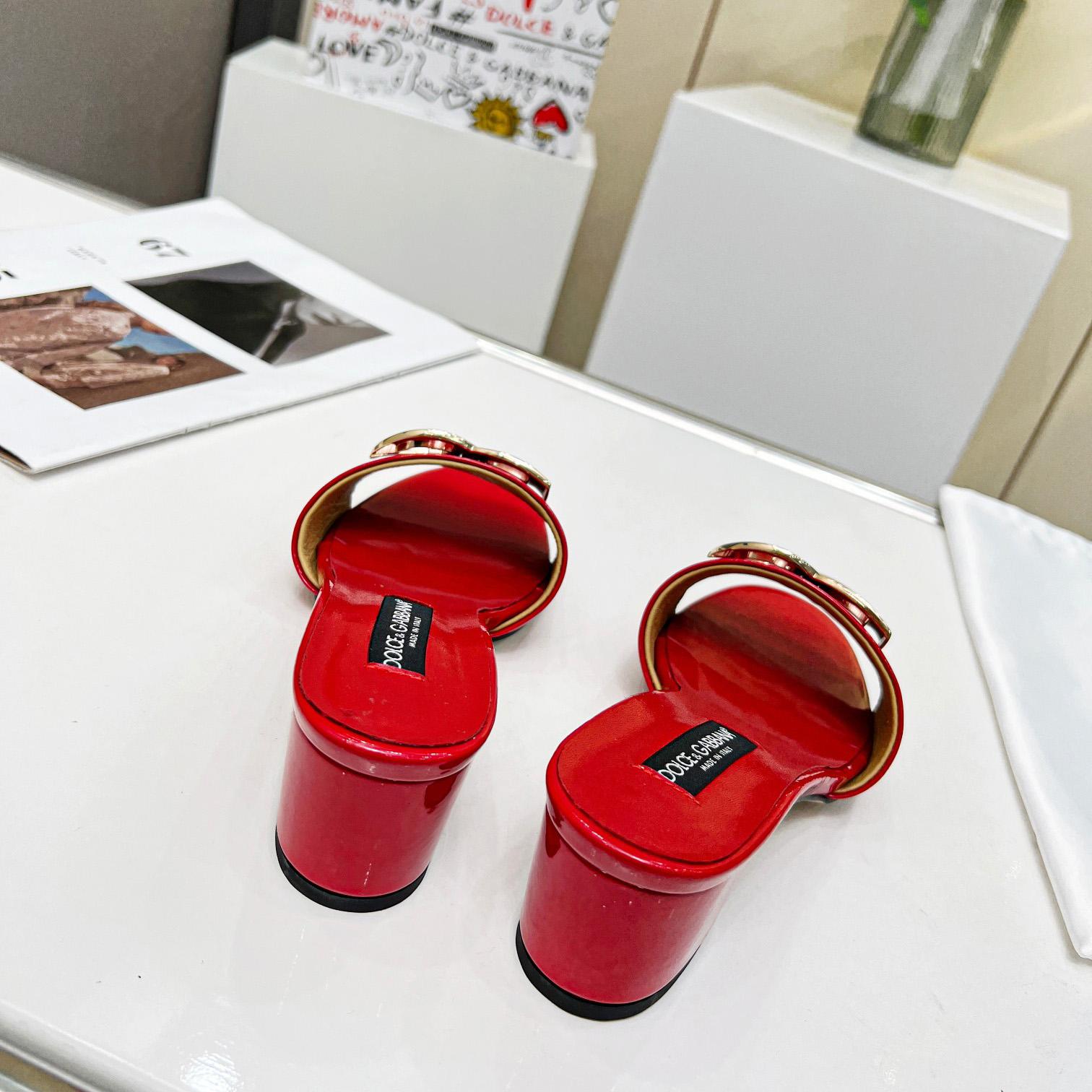 Dolce & Gabbana Polished Calfskin Sliders With DG Logo - PerfectKickZ