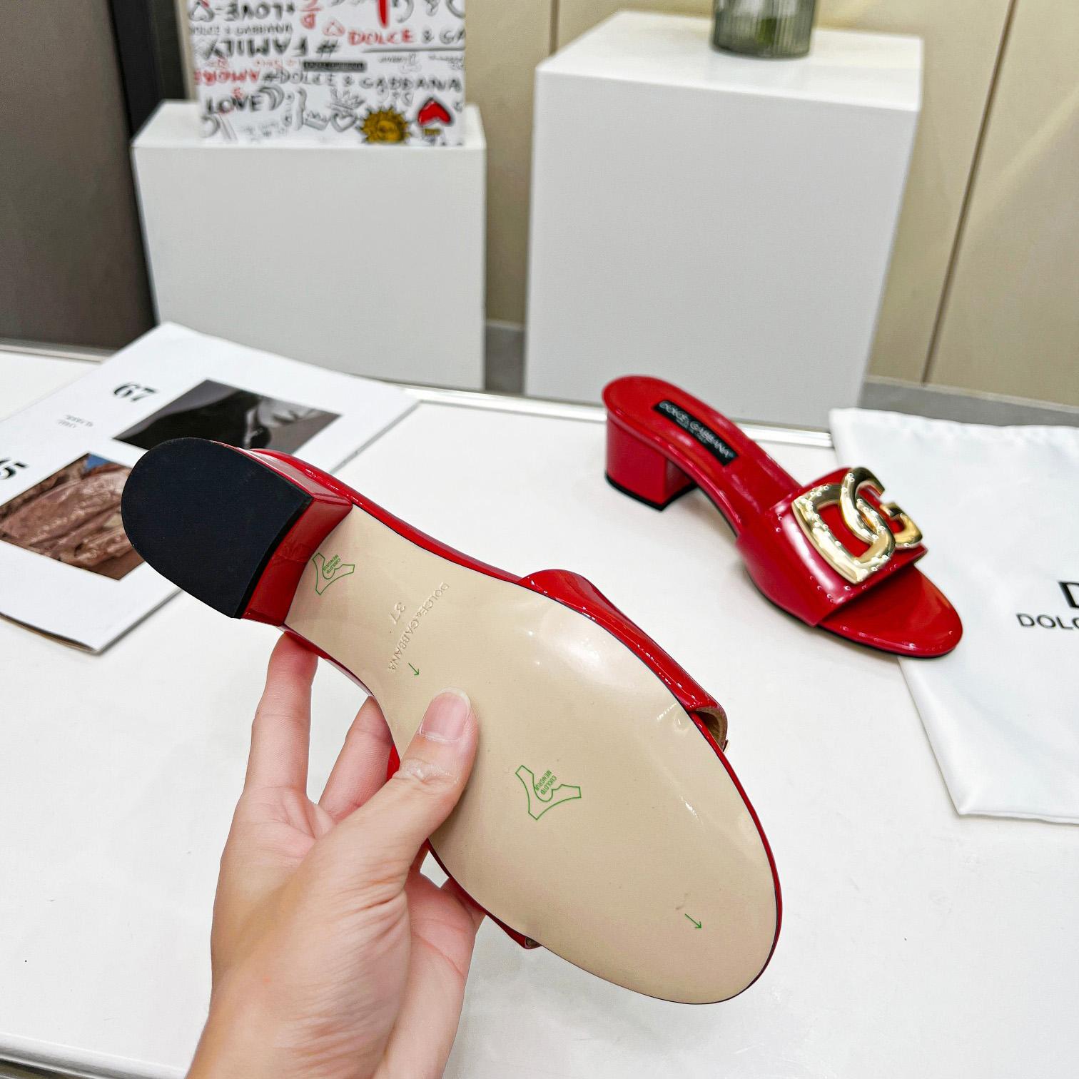 Dolce & Gabbana Polished Calfskin Sliders With DG Logo - PerfectKickZ