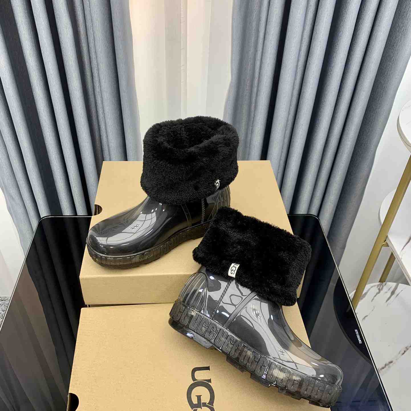 Ugg Drizlita Clear Womens Taffy Black Fashion Boots - PerfectKickZ