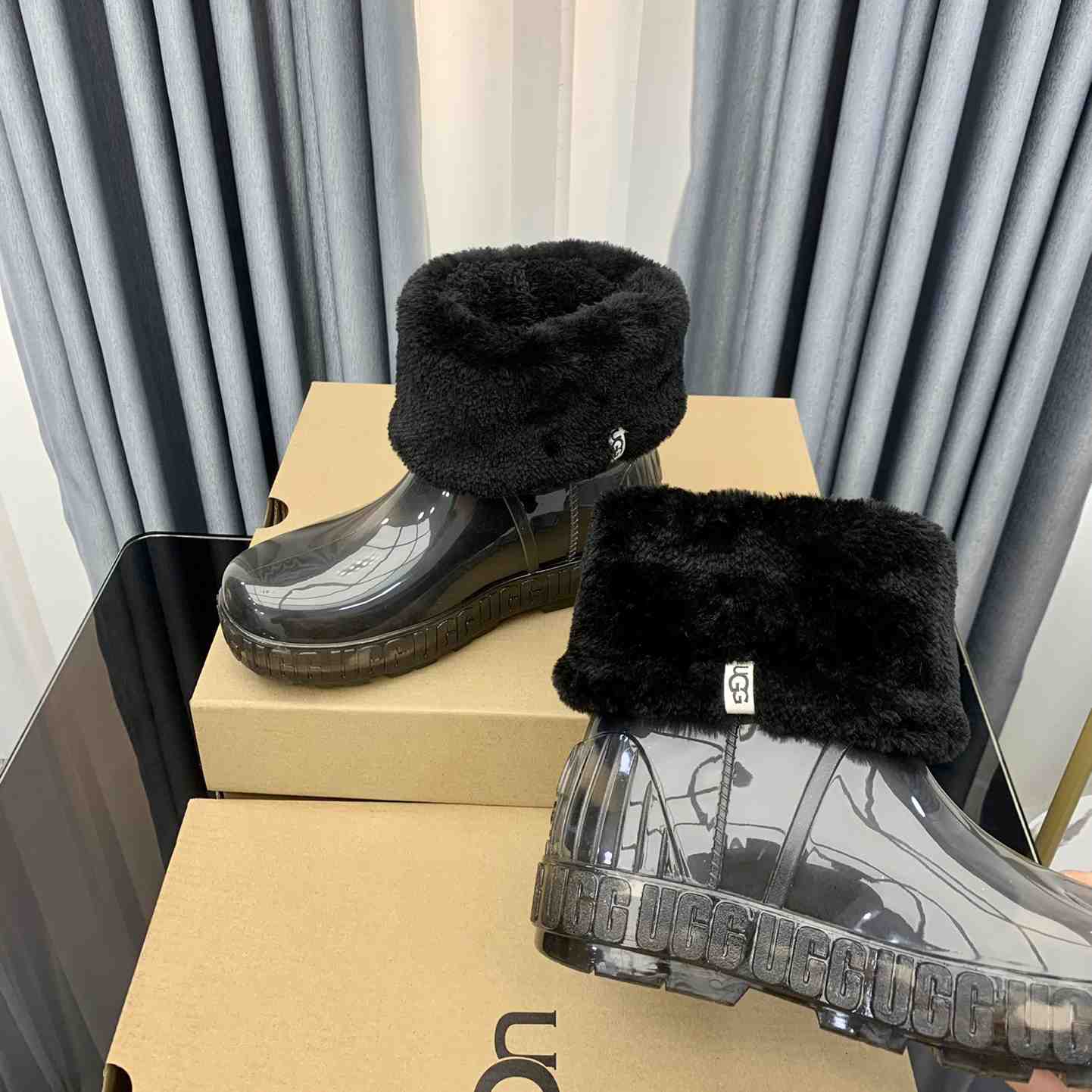 Ugg Drizlita Clear Womens Taffy Black Fashion Boots - PerfectKickZ