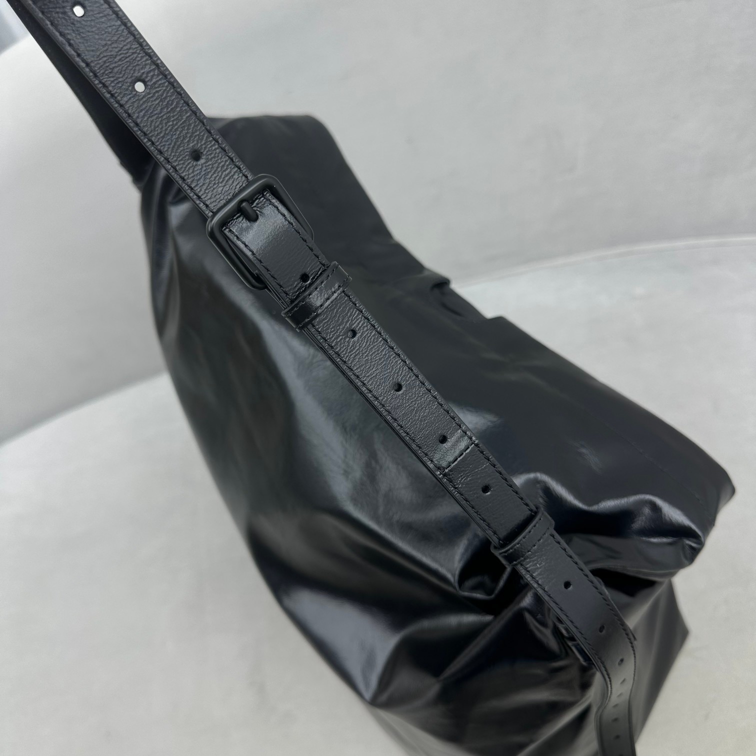 Balenciaga Trash Bag Large Pouch In Black(37-40-52cm) - PerfectKickZ