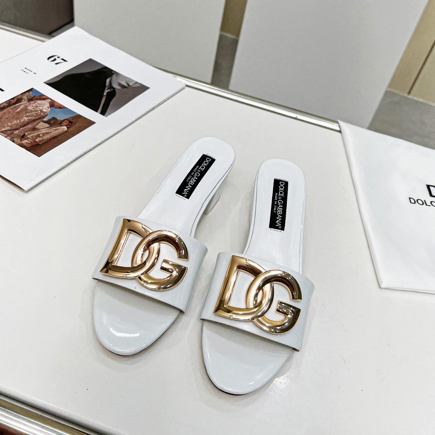 Dolce & Gabbana Polished Calfskin Sliders With DG Logo - PerfectKickZ