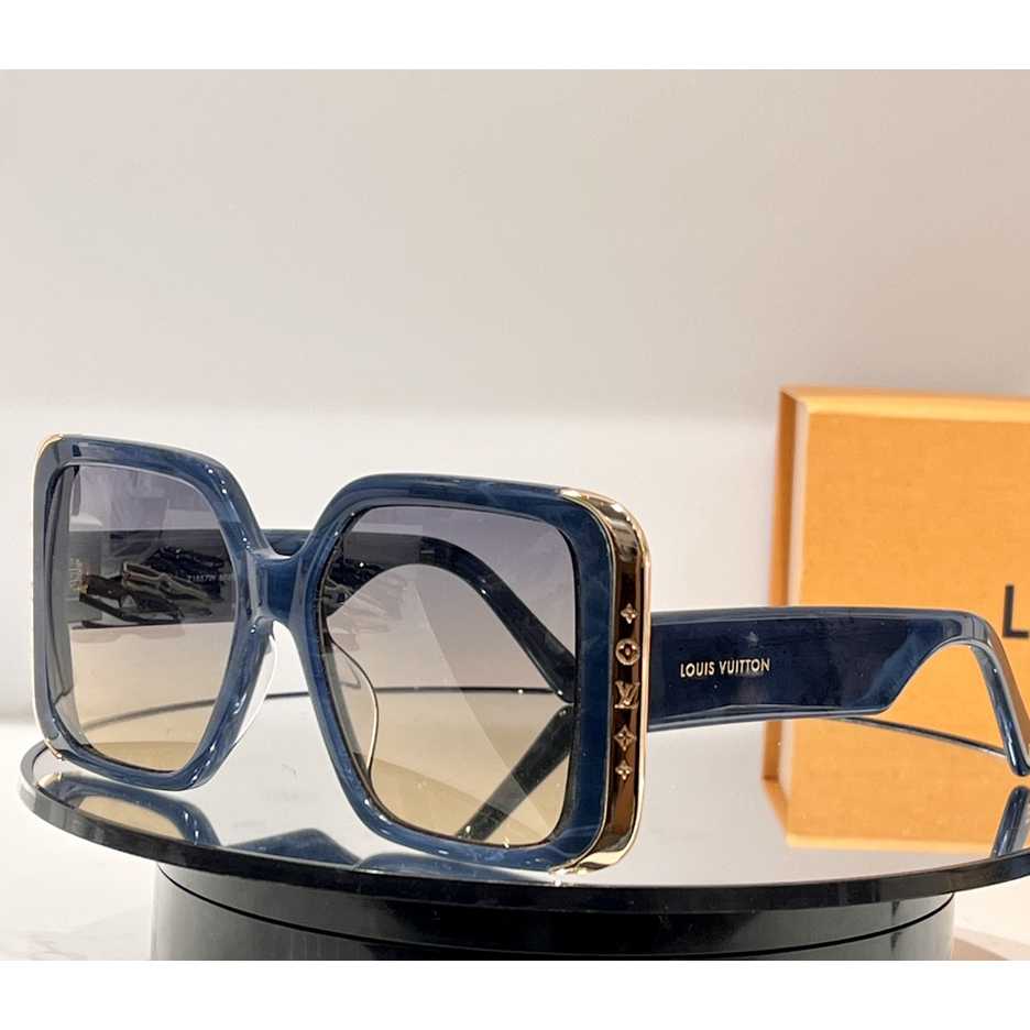 Louis Vuitton LV Moon Rectangular Sunglasses - PerfectKickZ