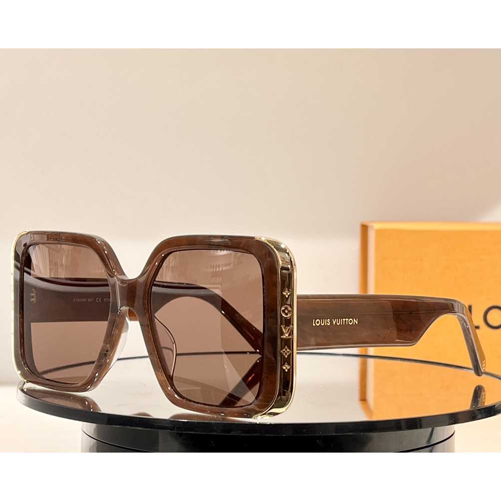 Louis Vuitton LV Moon Rectangular Sunglasses - PerfectKickZ