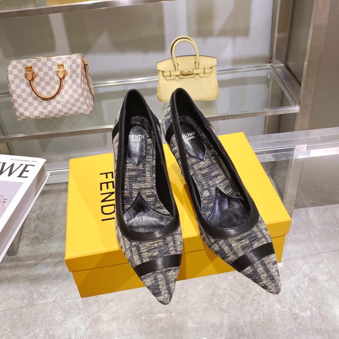 Fendi Baguette Pump - PerfectKickZ