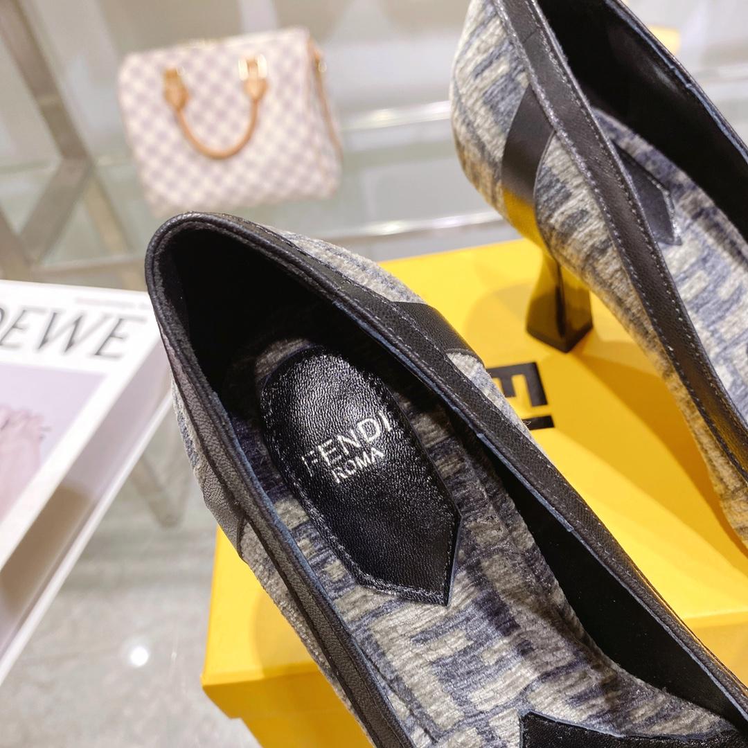 Fendi Baguette Pump - PerfectKickZ
