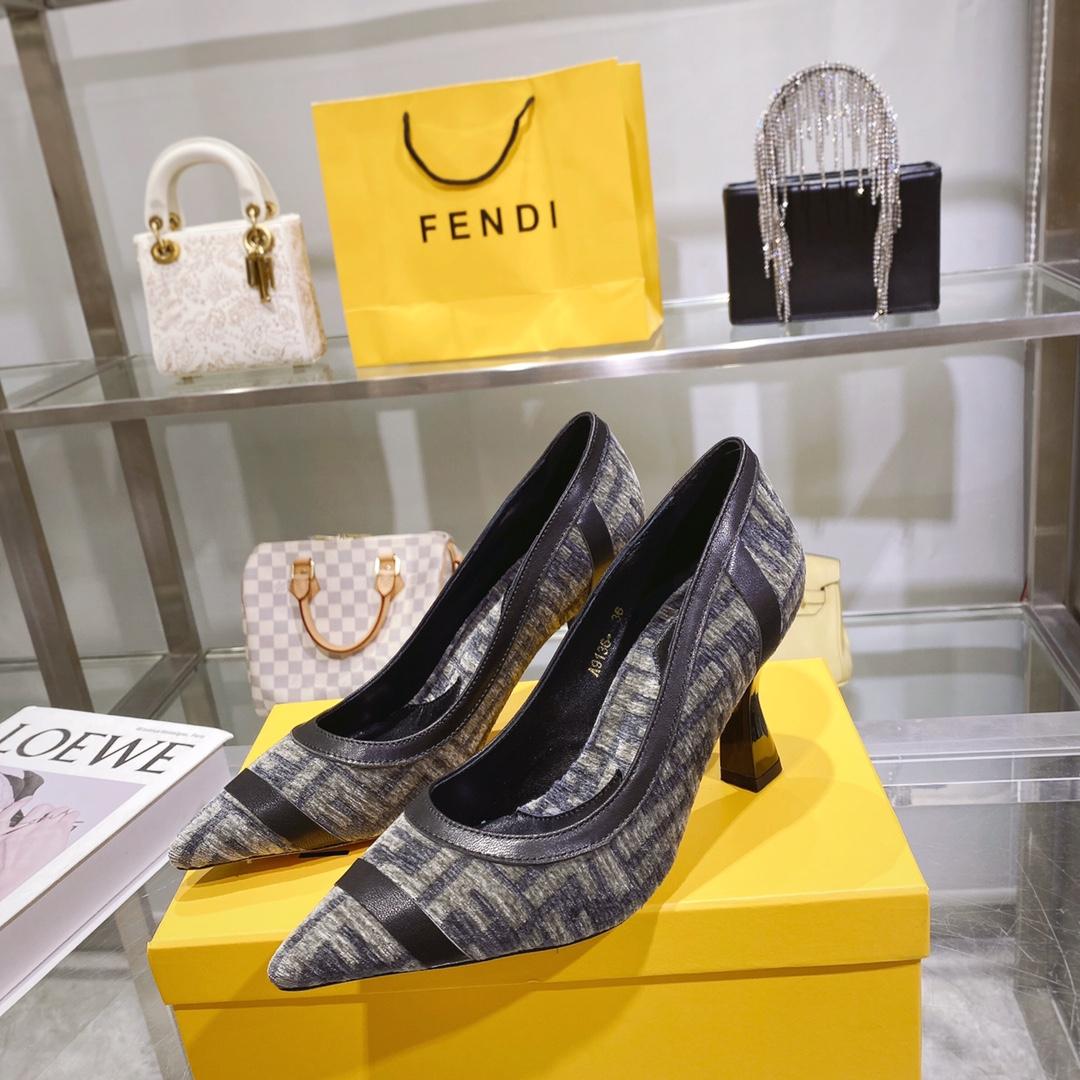 Fendi Baguette Pump - PerfectKickZ