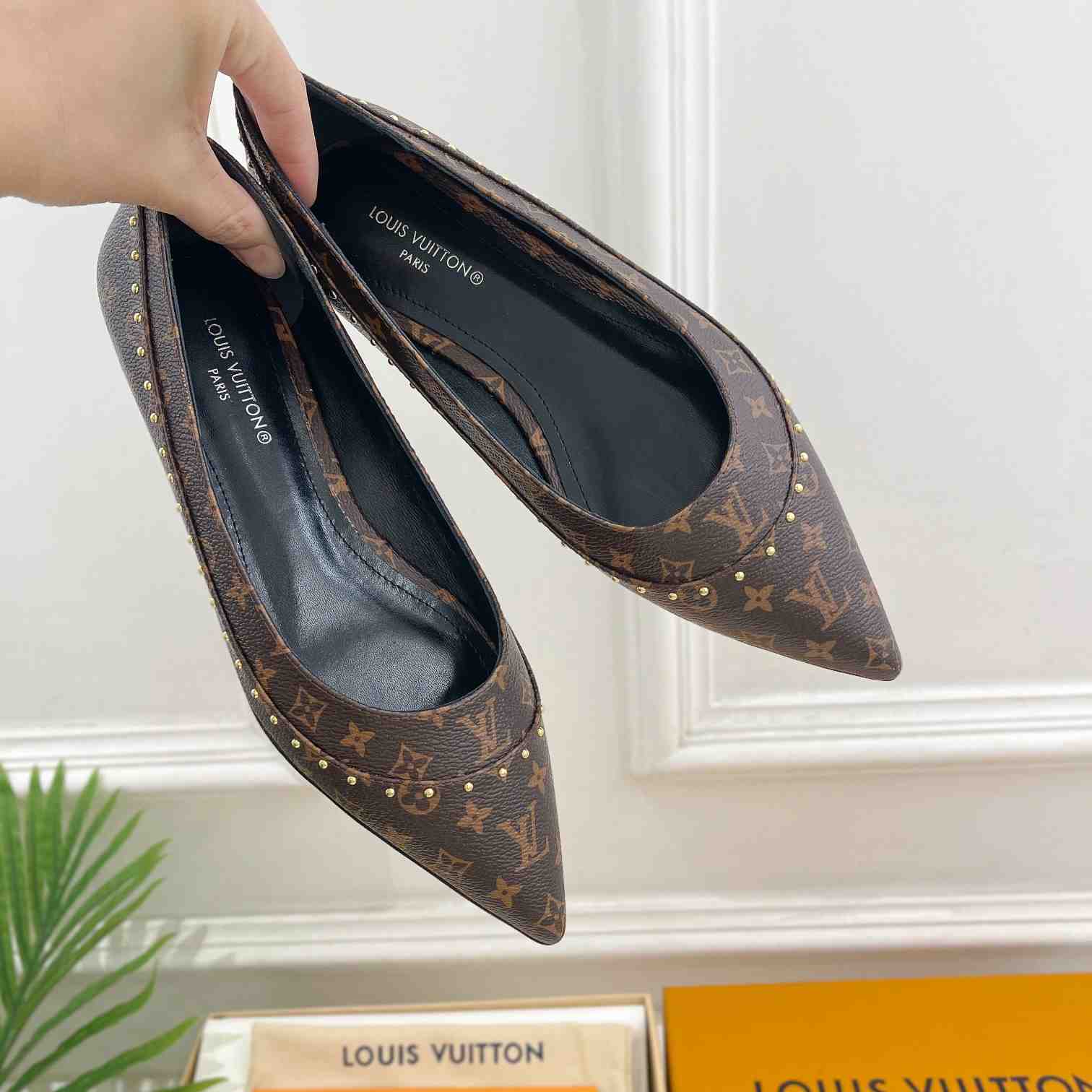 Louis Vuitton Signature Flat Ballerina    - PerfectKickZ