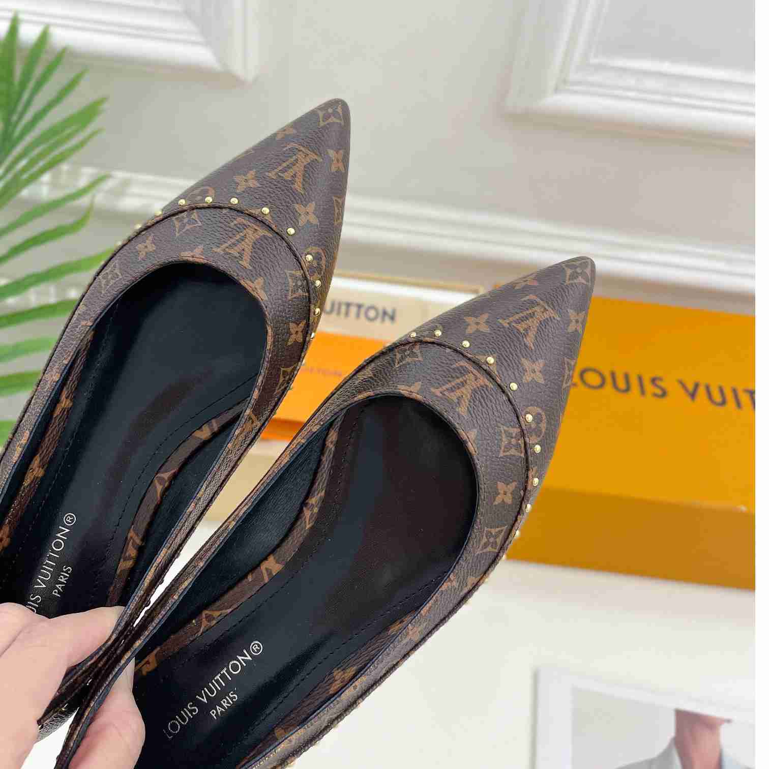 Louis Vuitton Signature Flat Ballerina    - PerfectKickZ