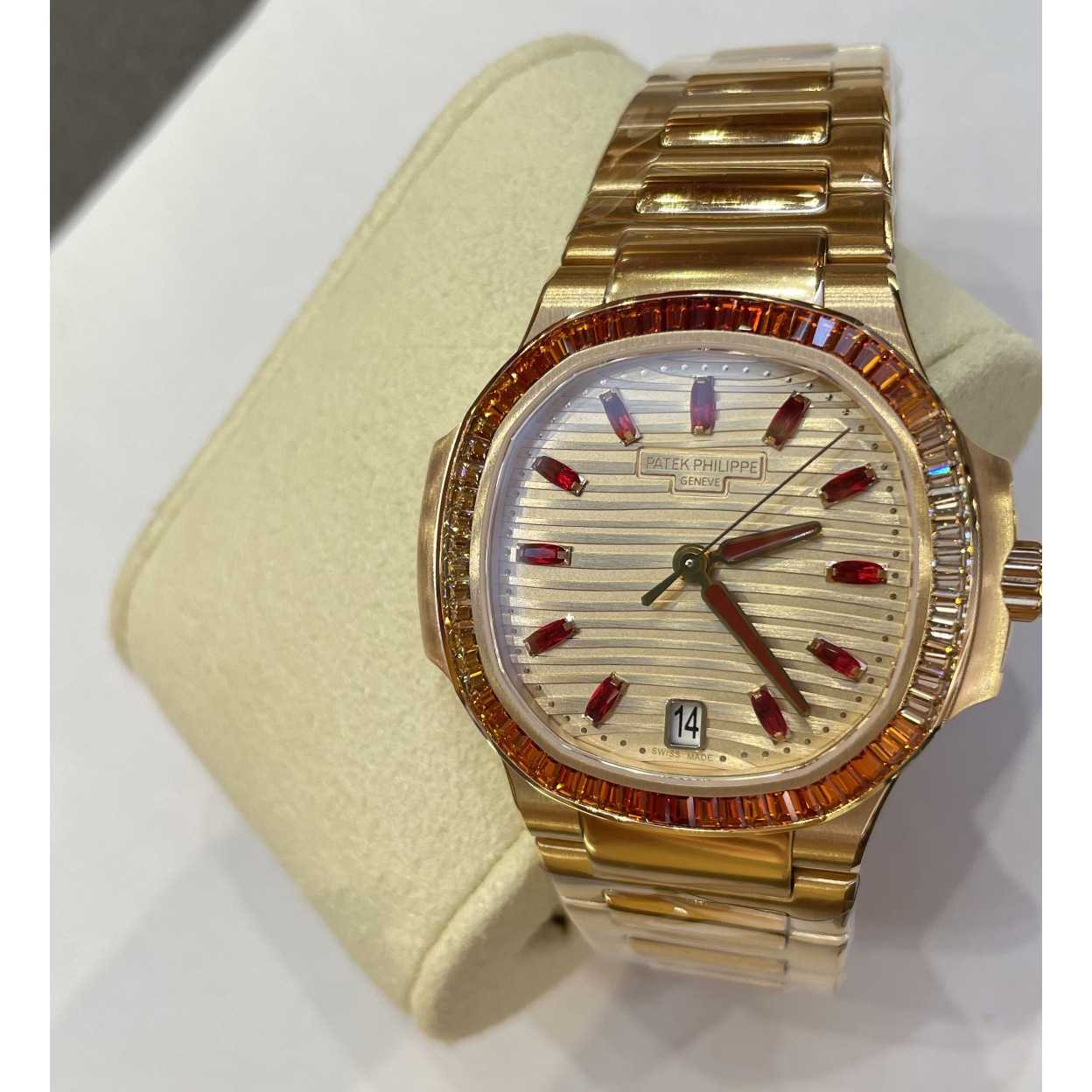 Patek Philipps 7118/1300R - Nautilus Watch - PerfectKickZ