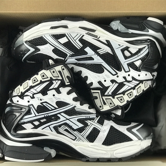 Balenciaga Runner High Top Sneaker - PerfectKickZ