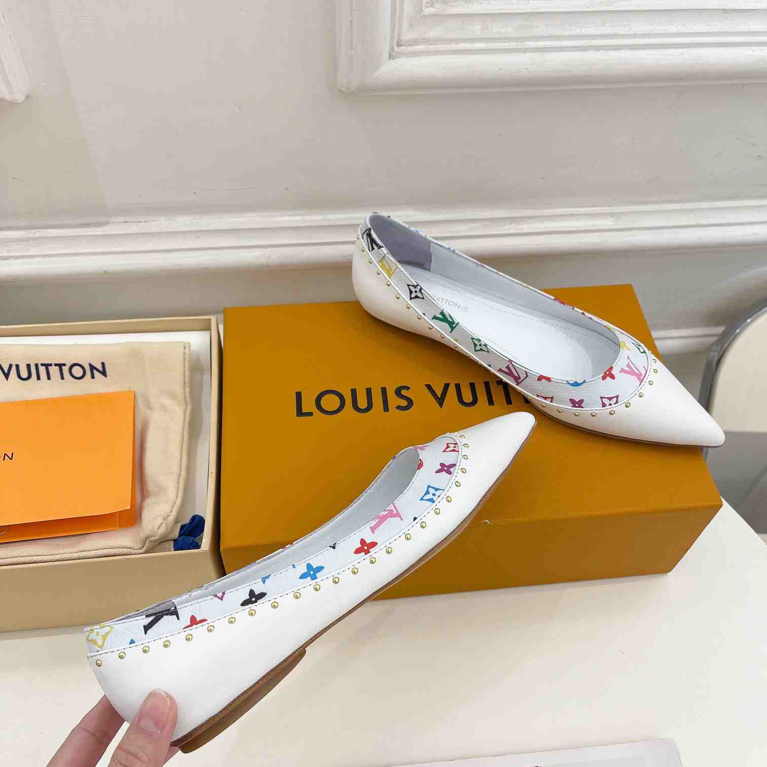 Louis Vuitton Signature Flat Ballerina    - PerfectKickZ