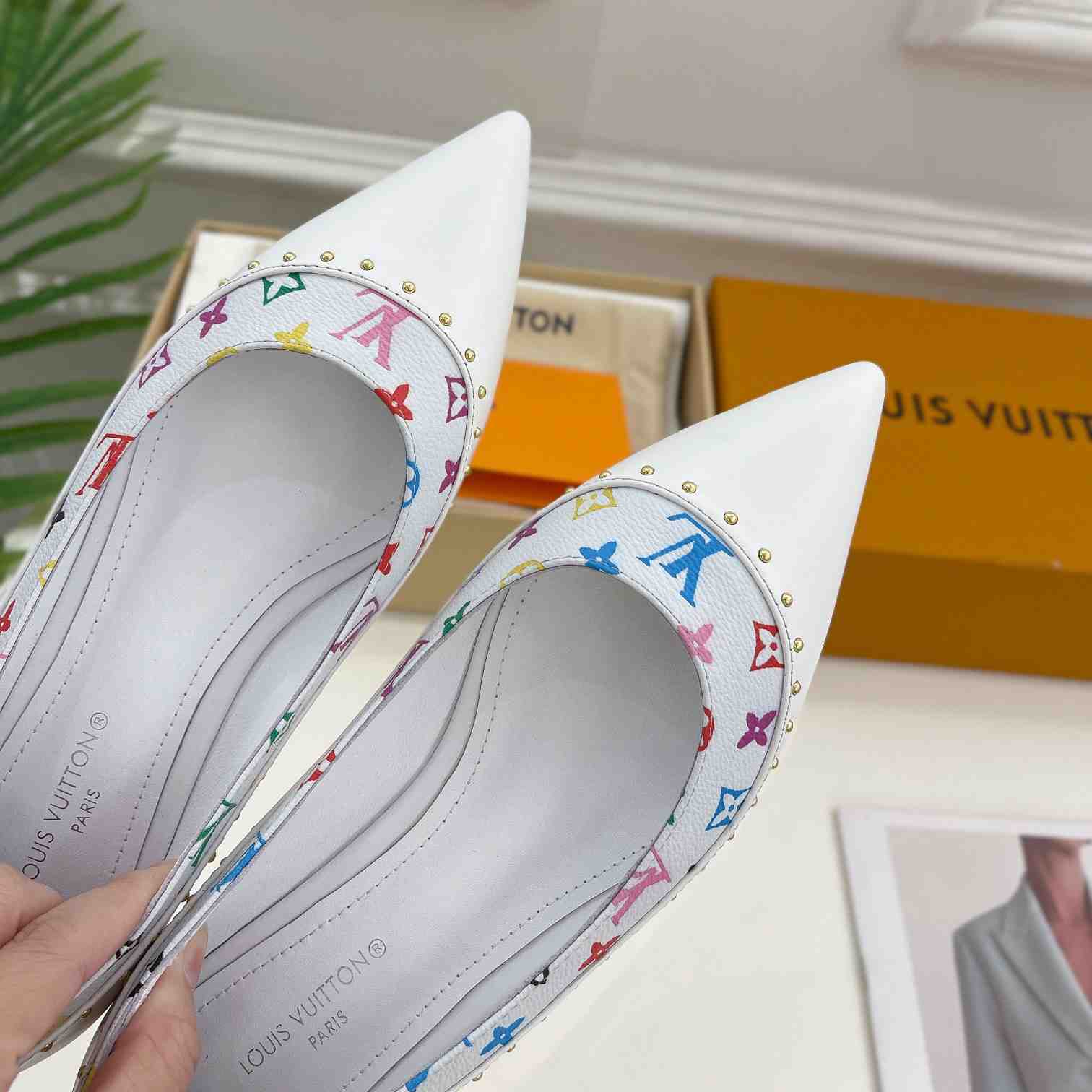 Louis Vuitton Signature Flat Ballerina    - PerfectKickZ