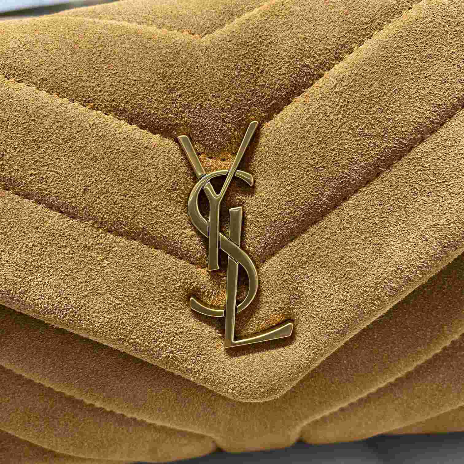 Saint Laurent Loulou Toy Shoulder Bag(20x7x15cm) - 