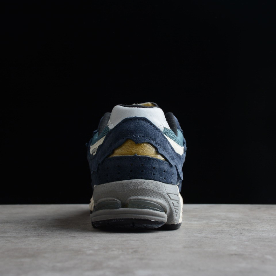 New Balance WL2002 Sneakers     - PerfectKickZ