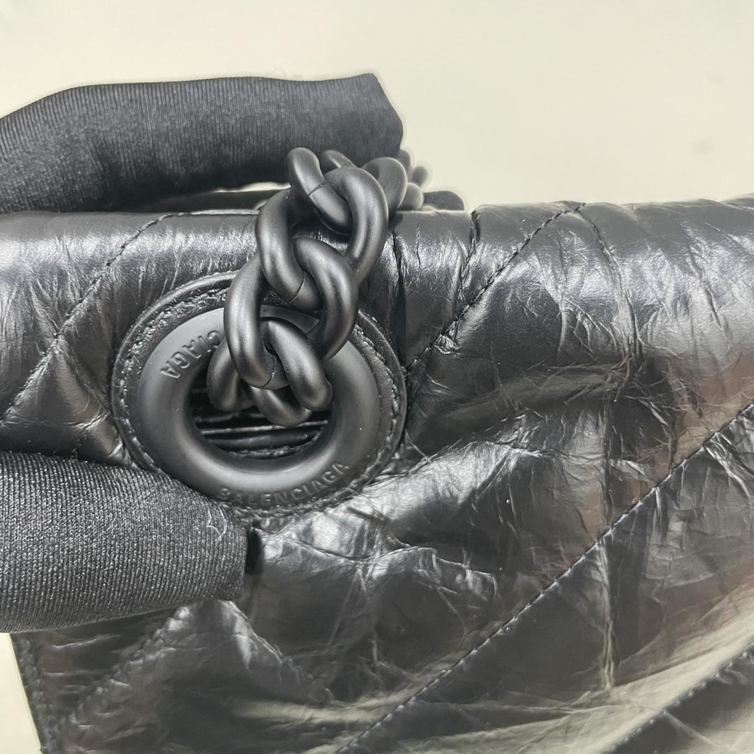 Balenciaga Women's Crush Large Chain Bag Quilted In Black(40-11-25cm) - PerfectKickZ