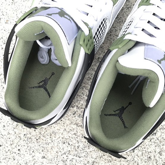 Air Jordan 4 WMNS “Seafoam”Sneakers  AQ9129-103 - PerfectKickZ