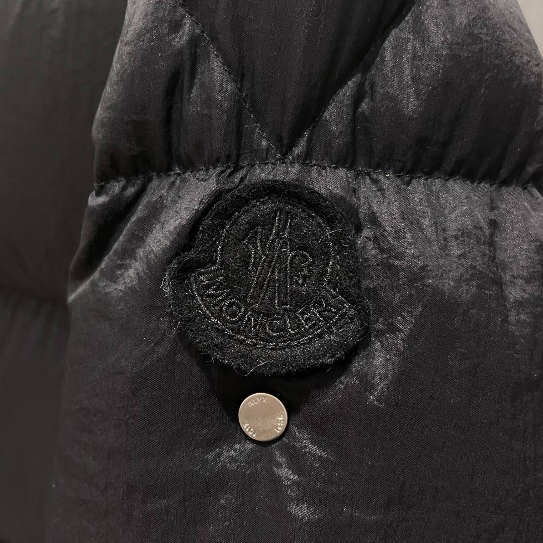 Moncler Short Down Jacket    - 