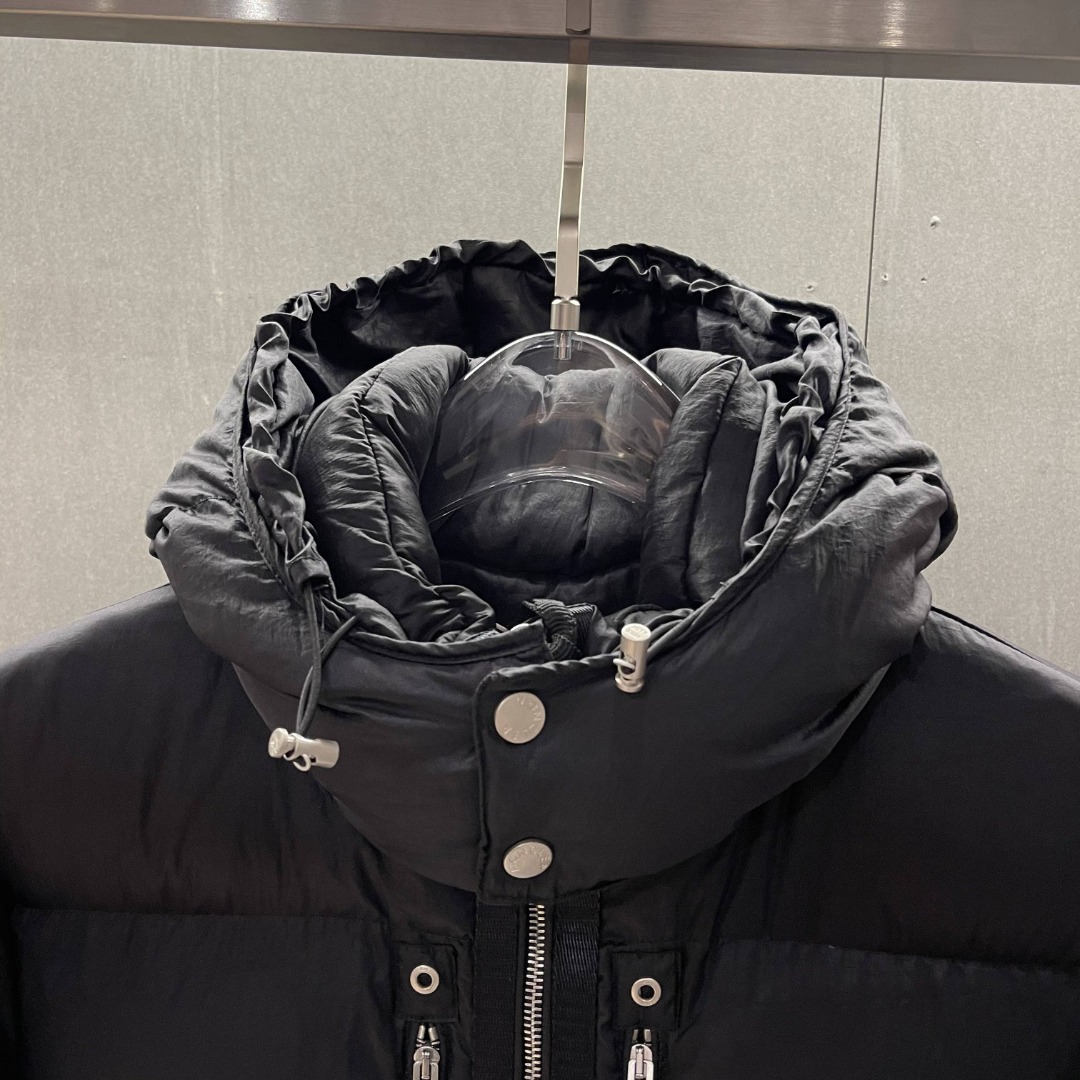 Moncler Short Down Jacket    - 