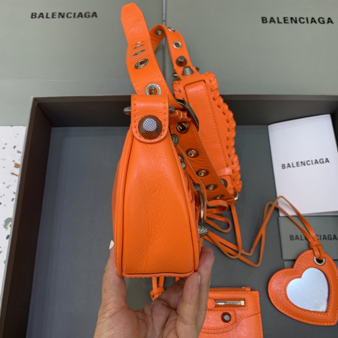 Balenciaga Le Cagole XS Shoulder Bag (26-12-6cm) - PerfectKickZ