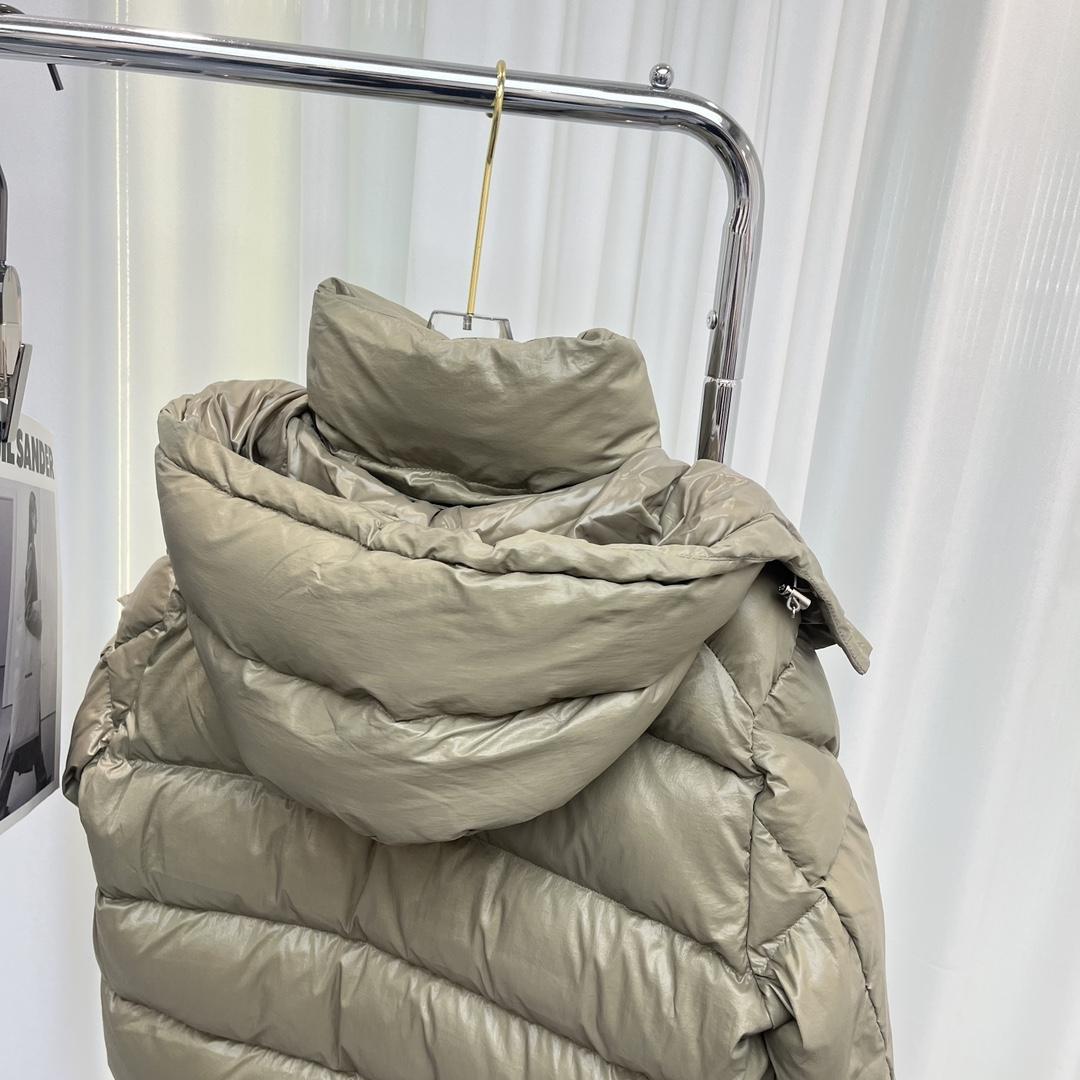 Moncler Maya 70 Short Down Jacket - PerfectKickZ