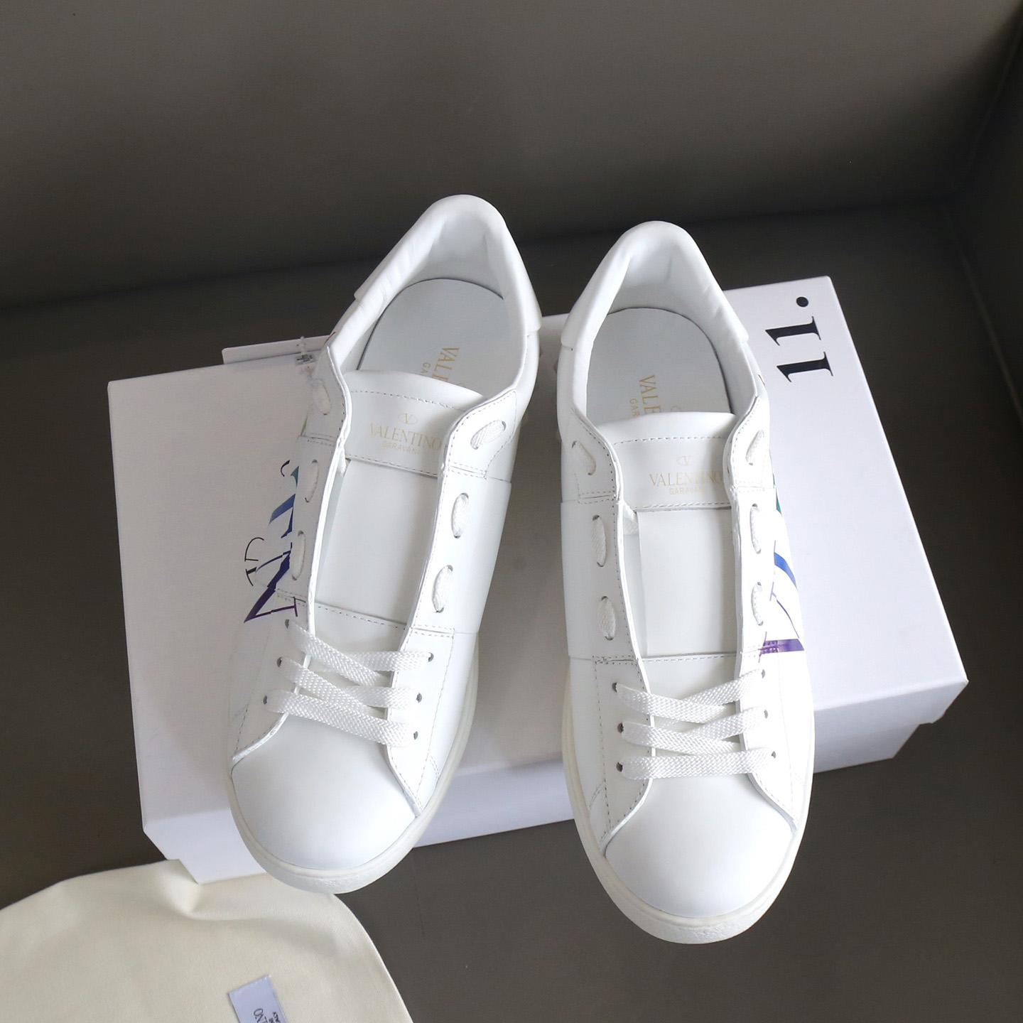 Valenti Garavani Logo Print Sneakers - PerfectKickZ