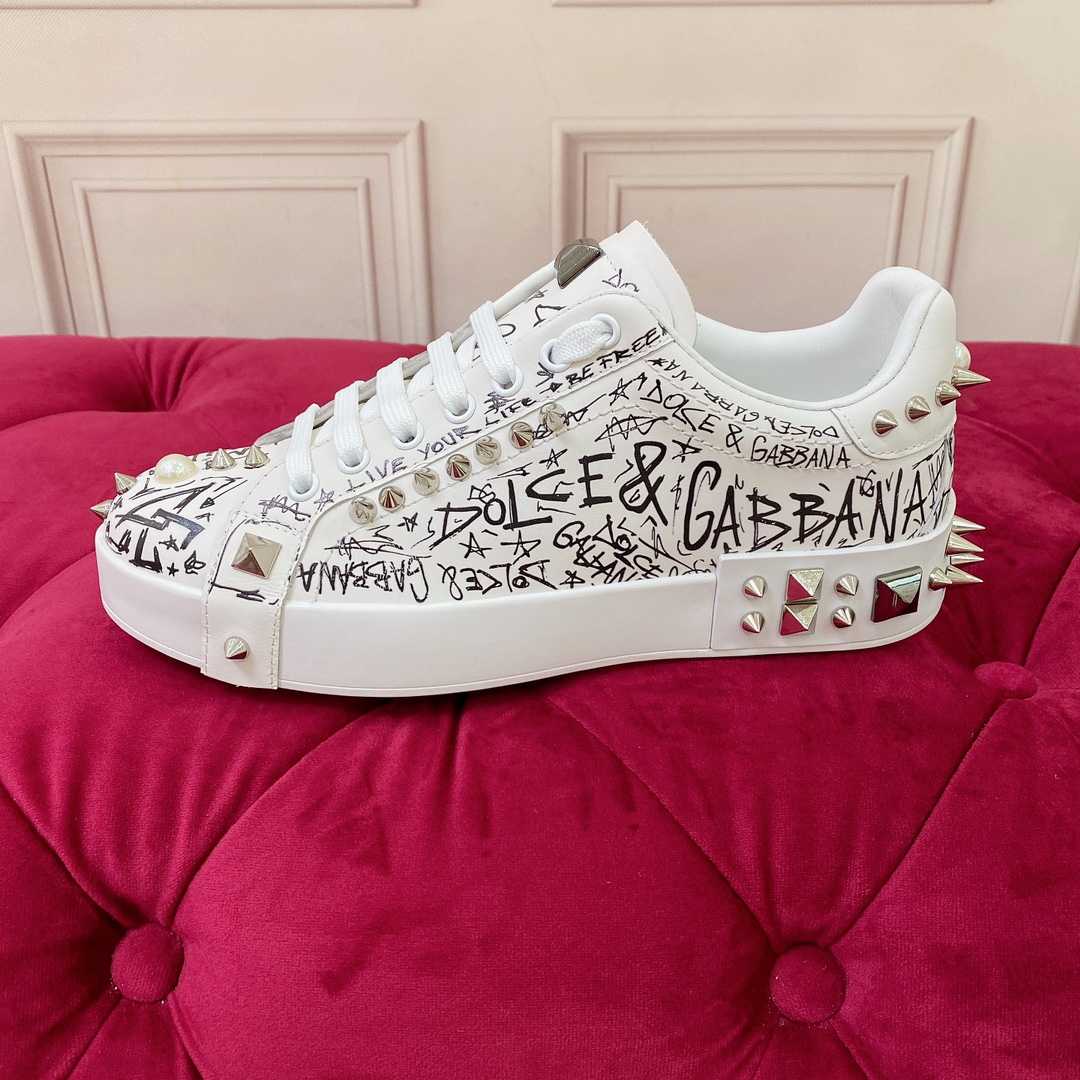 Dolce & Gabbana Calfskin Nappa Portofino Sneakers With Studs - PerfectKickZ