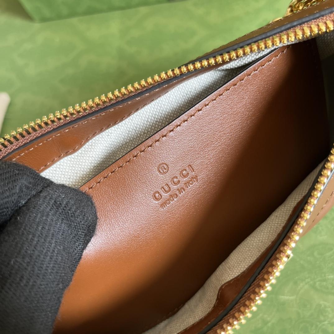 Gucci GG Matelassé Handbag(25-15-8cm) - 
