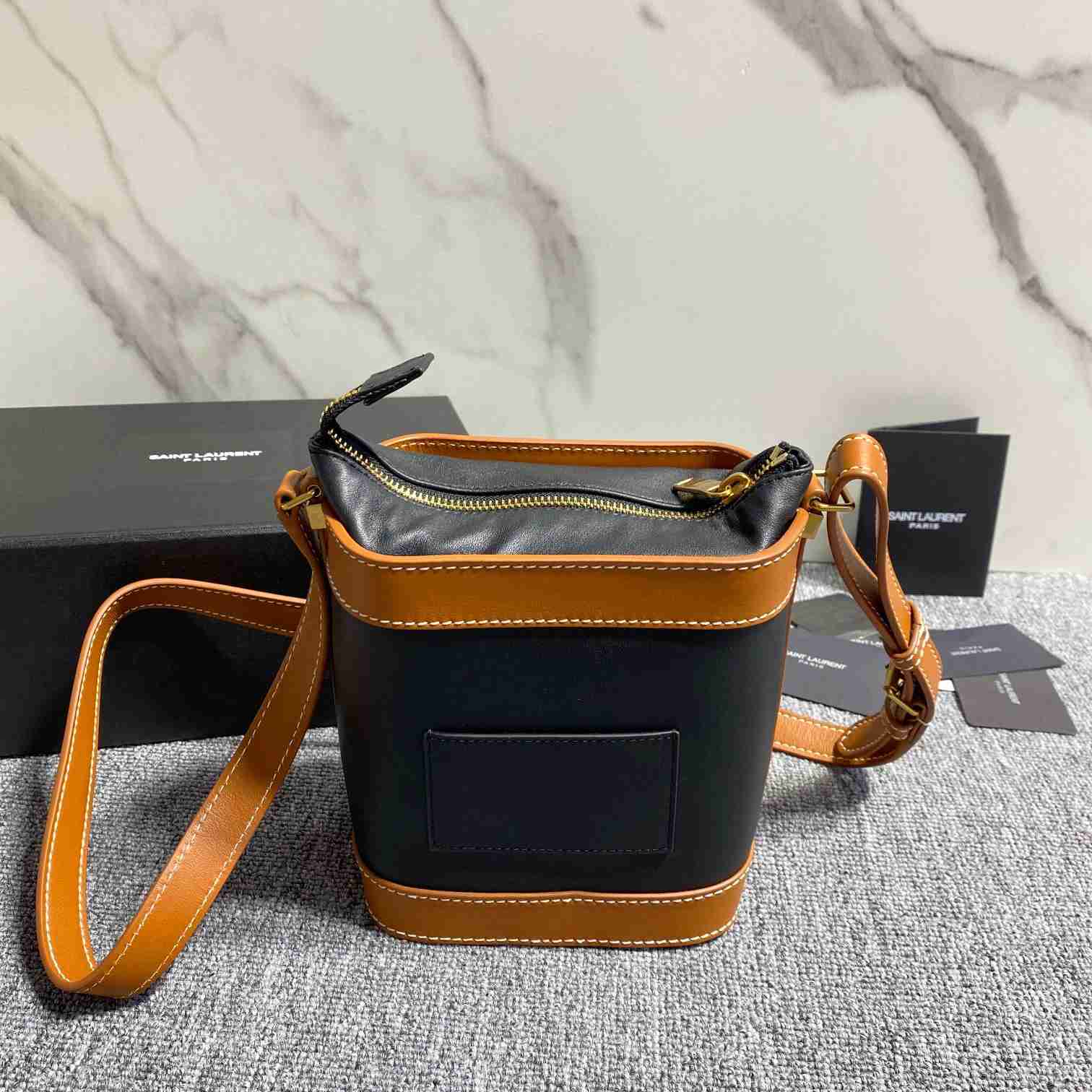 Saint Laurent Aphile Bucket Crossbody Pouch In Smooth Leather - PerfectKickZ