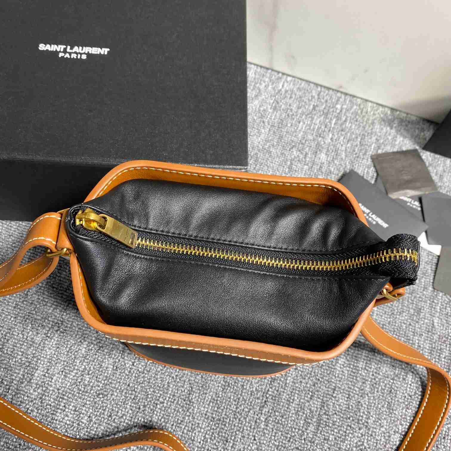Saint Laurent Aphile Bucket Crossbody Pouch In Smooth Leather - PerfectKickZ