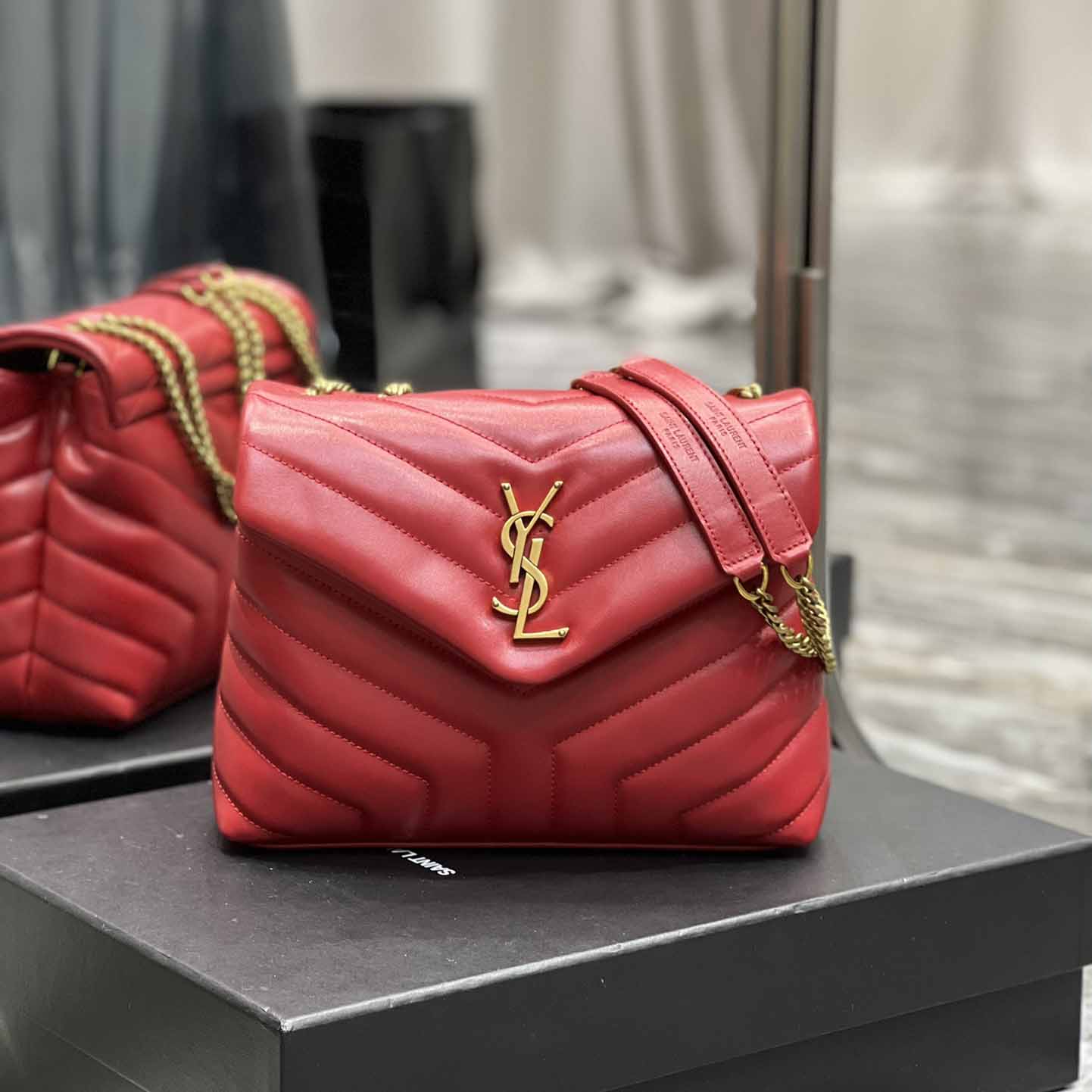 Saint Laurent Loulou Small Quilted Leather Shoulder Bag(25-17-9cm) - 