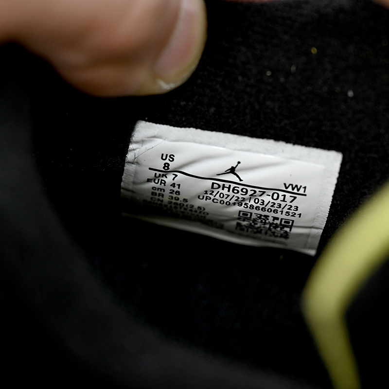 Air Jordan 4 Thunder Sneaker      DH6927-017  - PerfectKickZ
